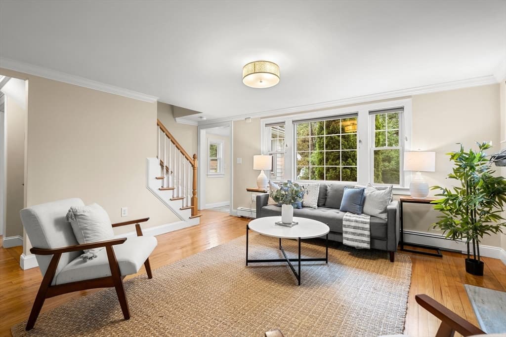 Single Family Residence at 19 Cunningham Cir, Waltham MA 02453, Waltham, photo 8 of 41