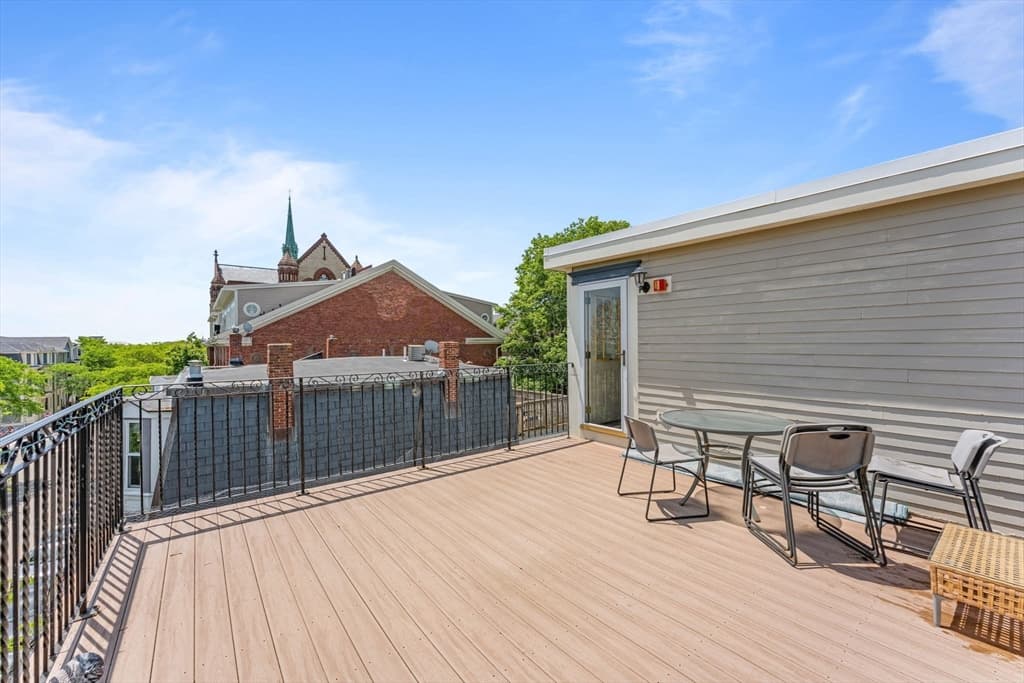 Condominium at 605 E Broadway # 301, Boston MA 02127, Boston, photo 26 of 31