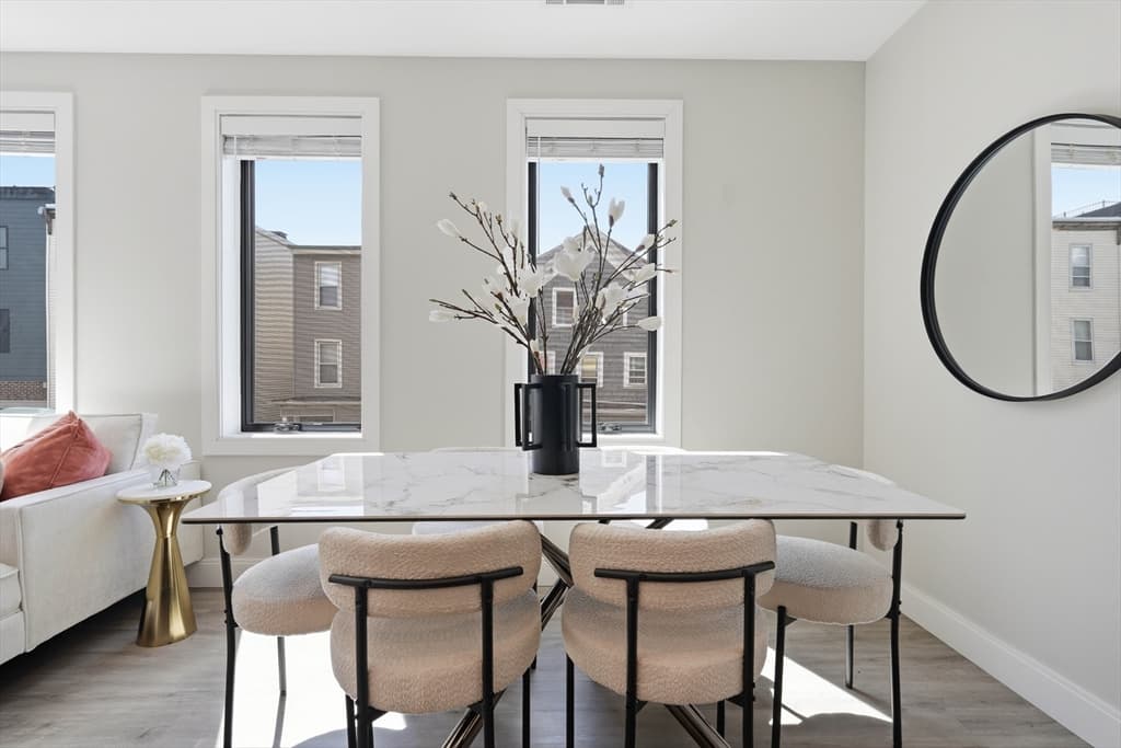 Condominium at 656 Saratoga # 311, Boston MA 02128, photo 9 of 15
