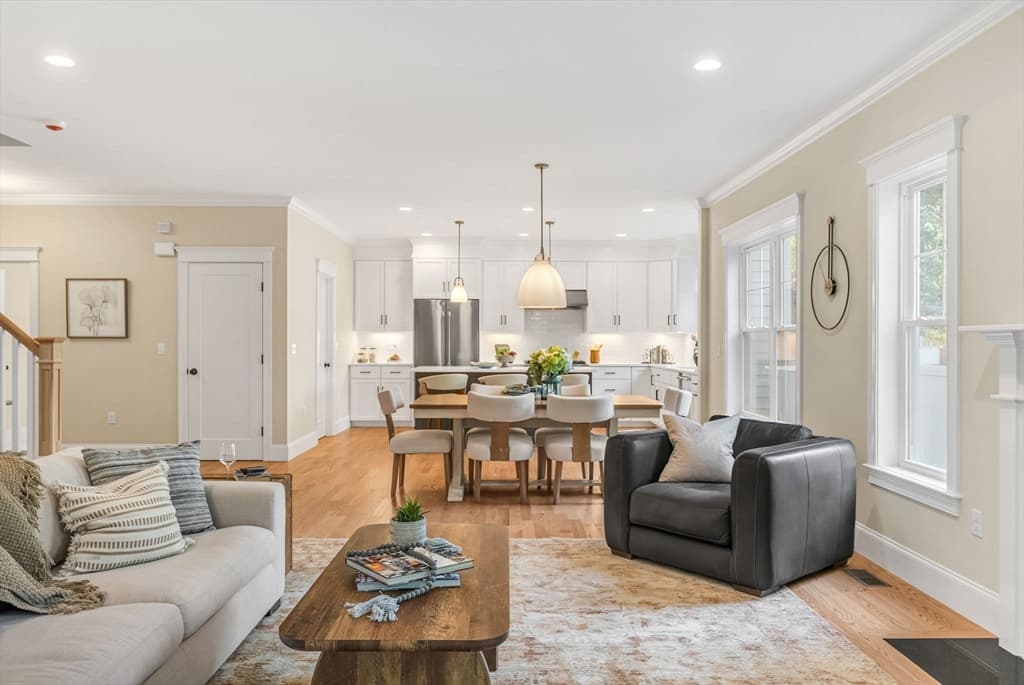 279 Brookline Street # 279, Needham MA 02492