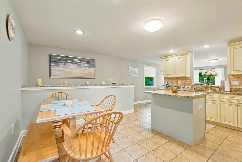 58 Wedgewood Dr, Holliston MA 01746 photo 23