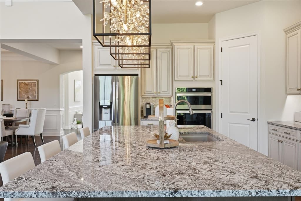 Single Family Residence at 49 Pine Tree Dr # 49, Methuen MA 01844, Methuen, photo 16 of 41