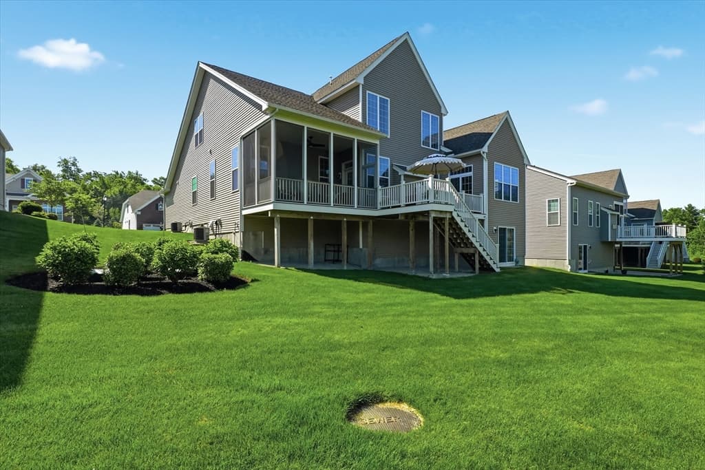 Single Family Residence at 49 Pine Tree Dr # 49, Methuen MA 01844, Methuen, photo 37 of 41