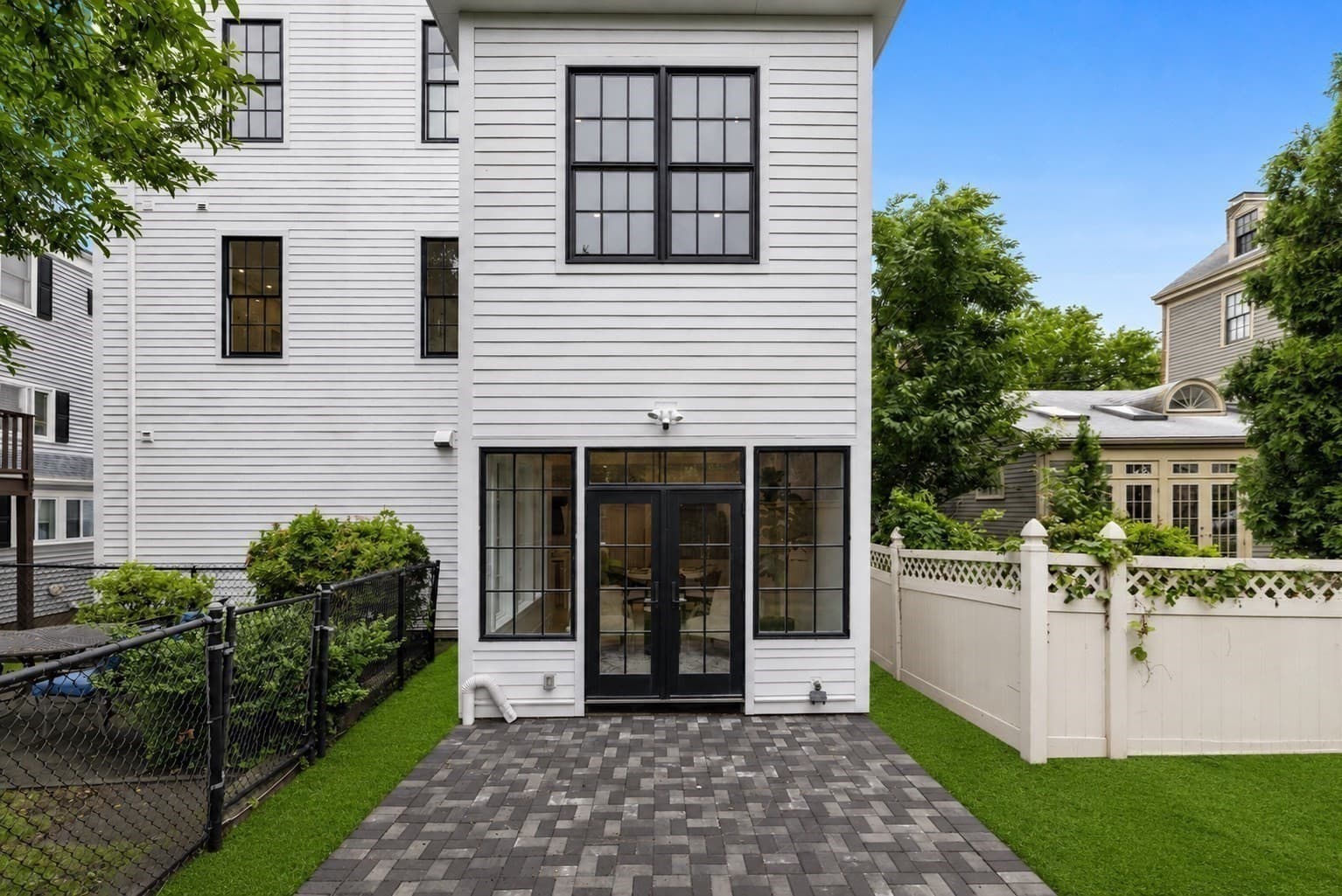 Single Family Residence at 8 Lawrence St, Boston MA 02129, Boston, photo 30 of 32