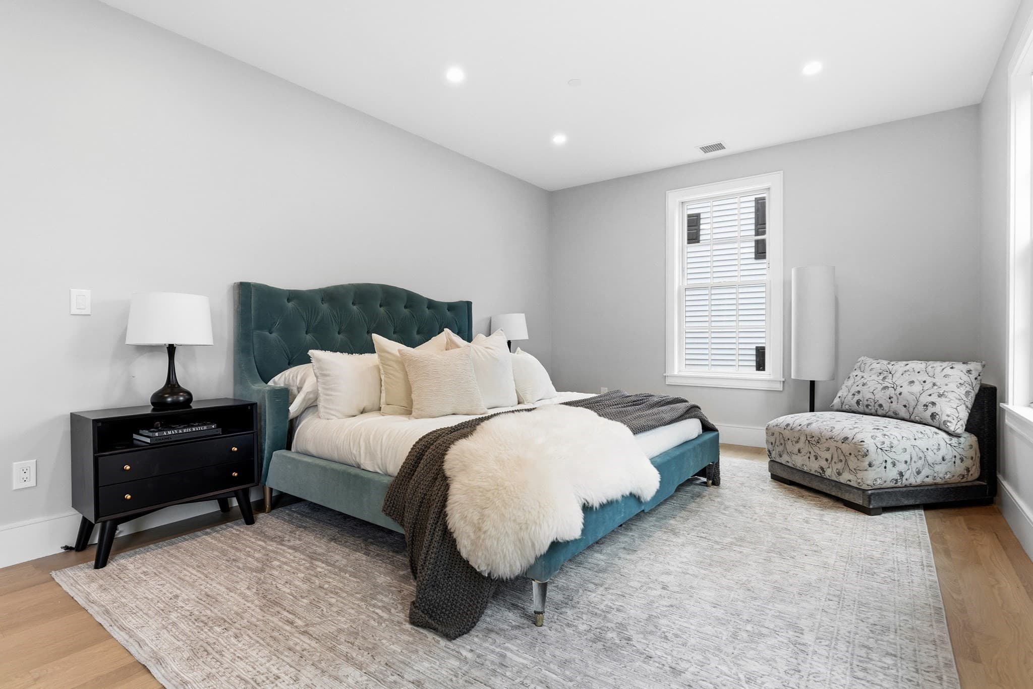 Single Family Residence at 8 Lawrence St, Boston MA 02129, Boston, photo 15 of 32