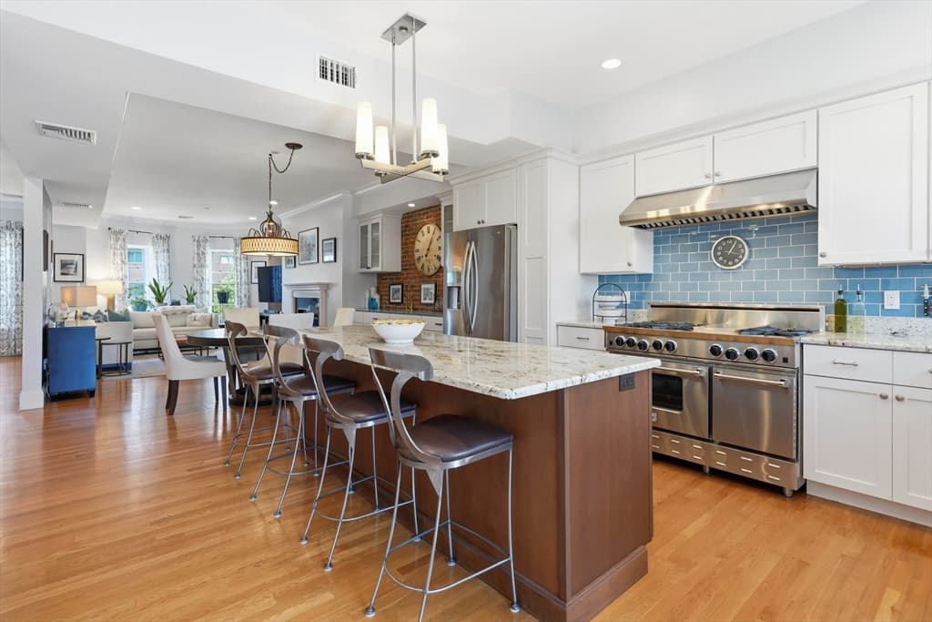 754 Tremont St # 4, Boston MA 02118 photo 12