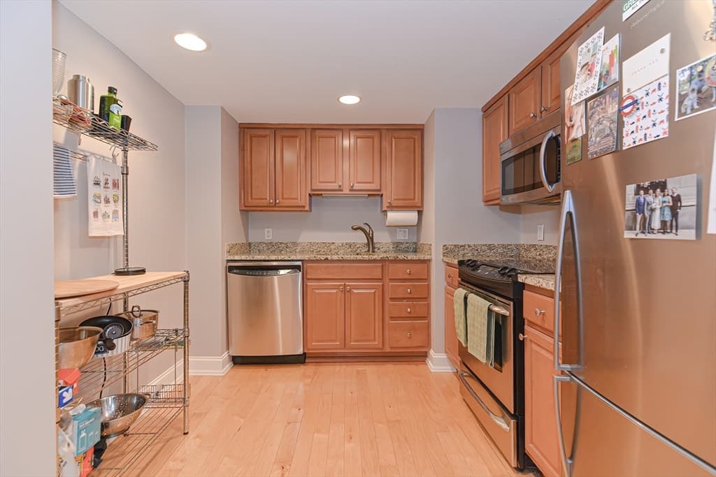 20 Chapel St # B313, Brookline MA 02446 photo 2