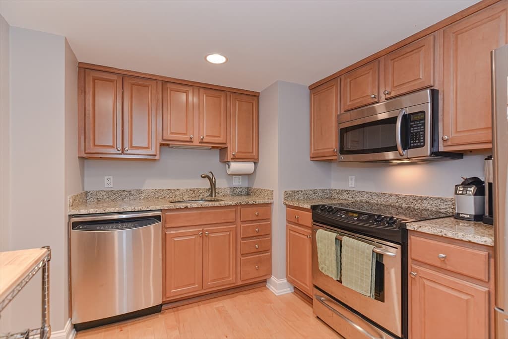 20 Chapel St # B313, Brookline MA 02446