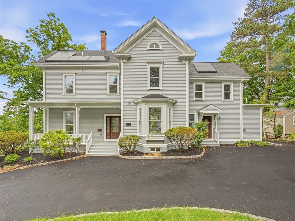 14 Hillside Ave, Winchester MA 01890