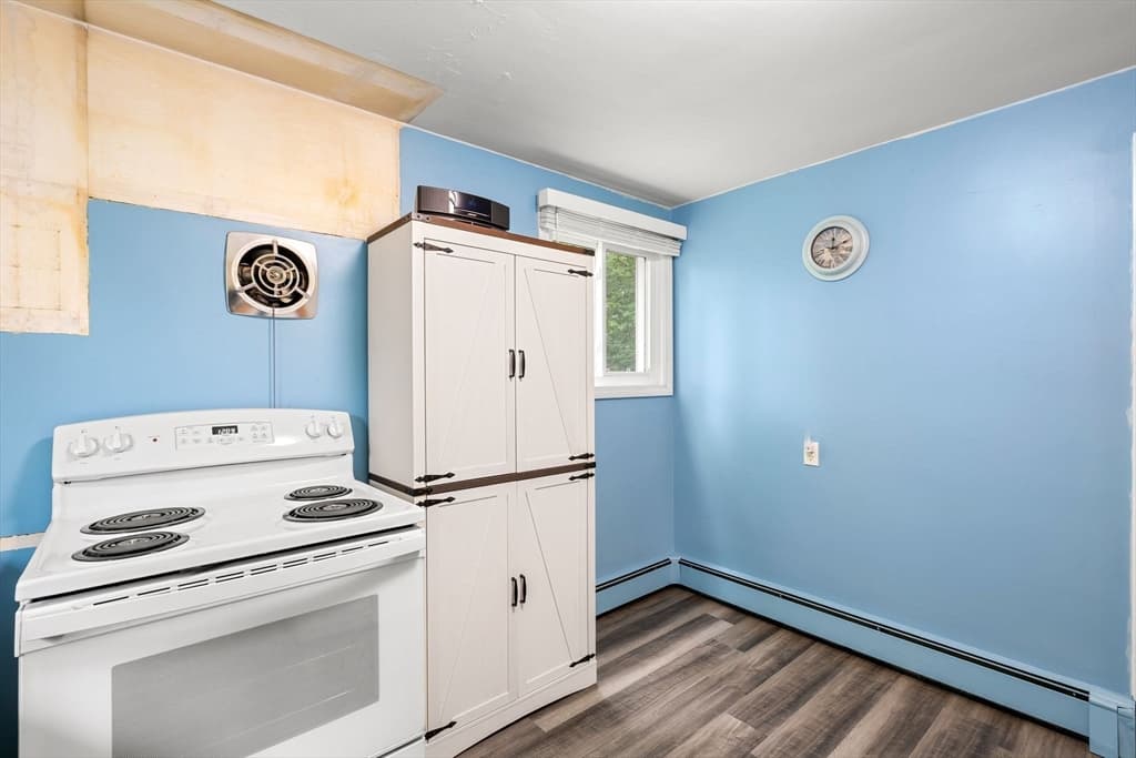 Single Family Residence at 173 Alden Street, Whitman MA 02382, Whitman, photo 12 of 29