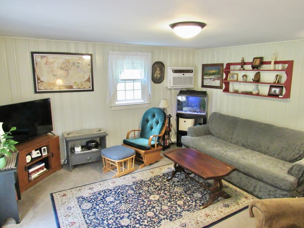 753 Daniel Shays Hwy, Belchertown MA 01007 photo 9