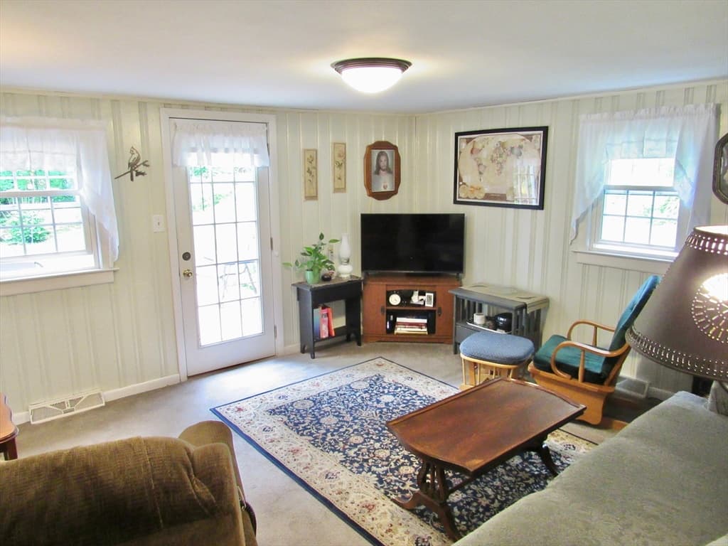 753 Daniel Shays Hwy, Belchertown MA 01007 photo 10