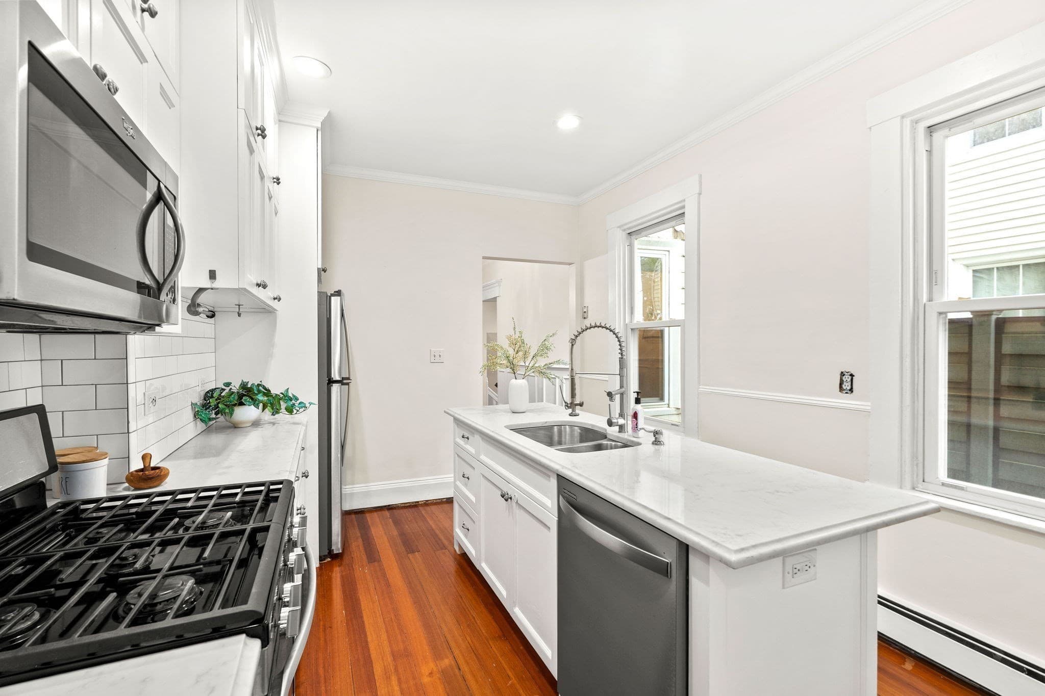 Condominium at 273 Bunker Hill St # 1, Boston MA 02129, Boston, photo 15 of 36