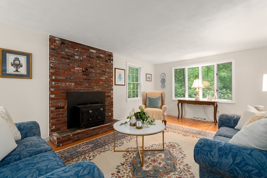 Single Family Residence at 237 Peakham Road, Sudbury MA 01776, Sudbury, photo 6 of 29