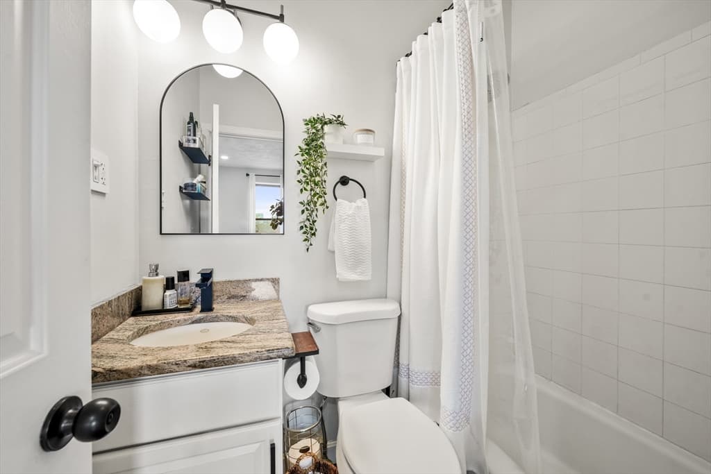 Condominium at 549 Columbus Avenue # 2, Boston MA 02118, photo 10 of 10
