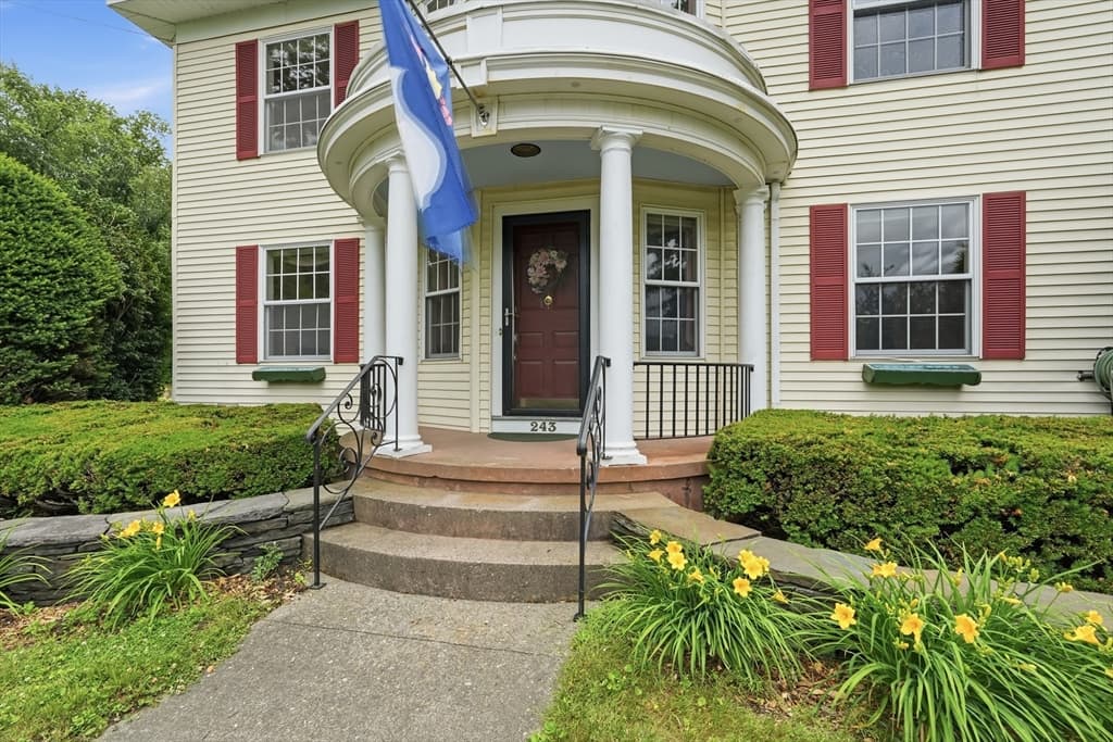 Single Family Residence at 243 Colrain Road, Greenfield MA 01301, Greenfield, photo 4 of 42