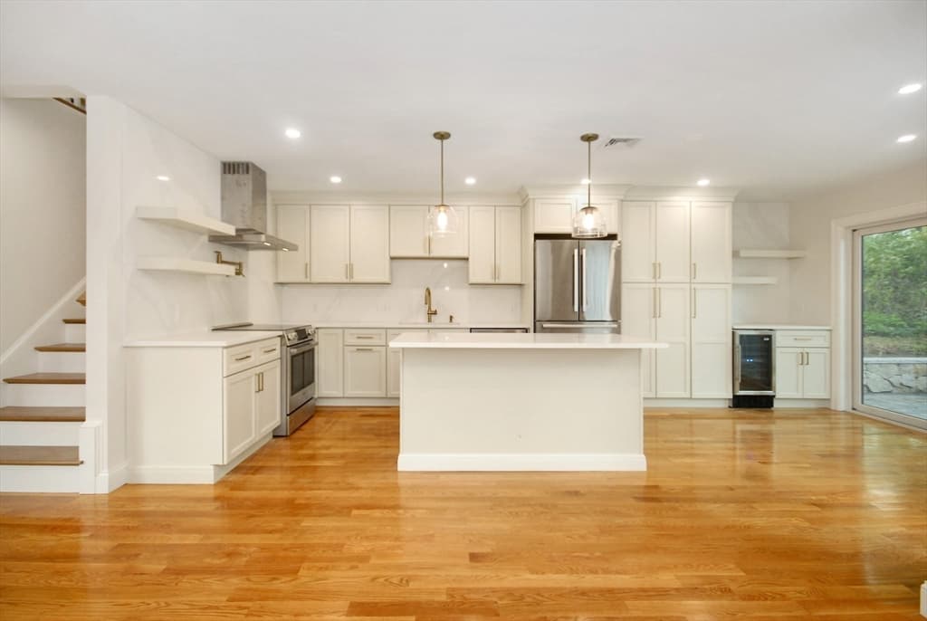 9 Ledge St, Melrose MA 02176 photo 7