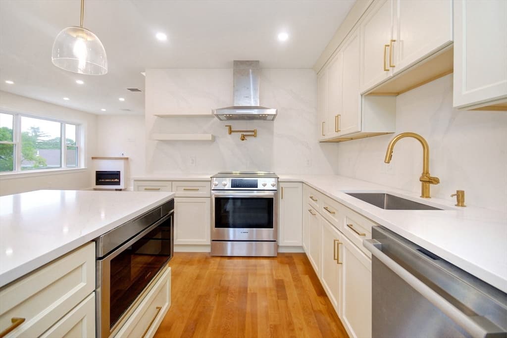 9 Ledge St, Melrose MA 02176 photo 9