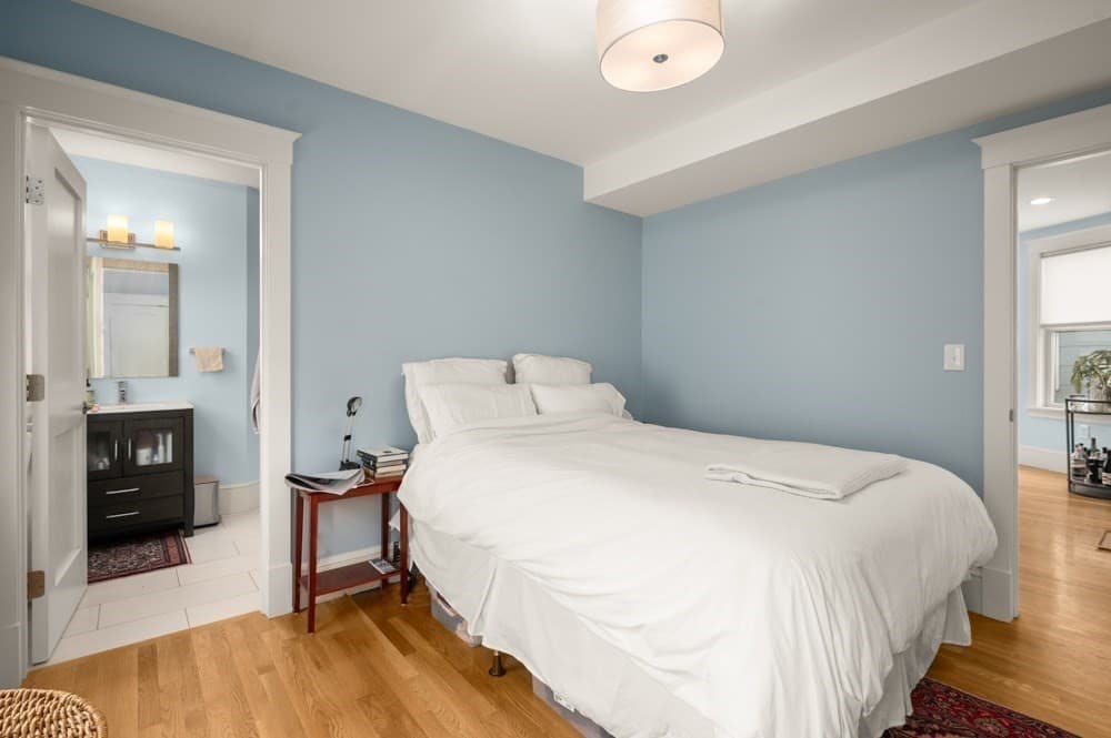 Condominium at 27-29 Cameron Ave # B, Cambridge MA 02139, photo 18 of 41