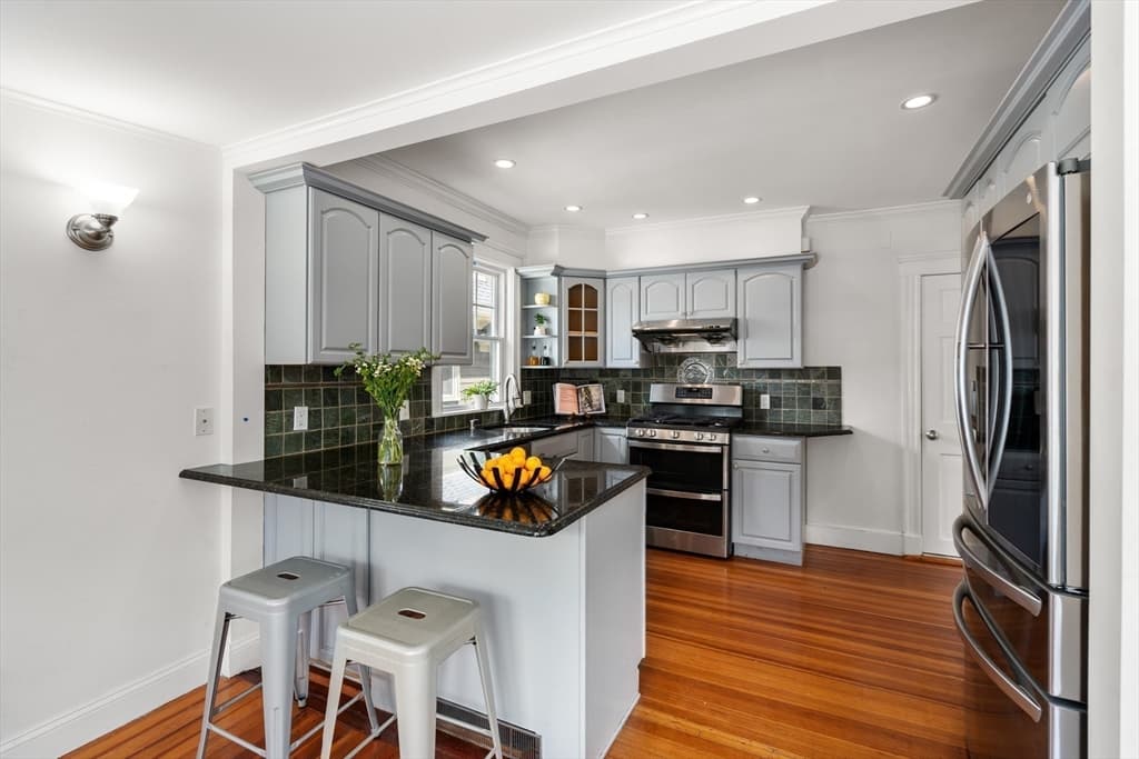 1200 Brook Road, Milton MA 02186 photo 2