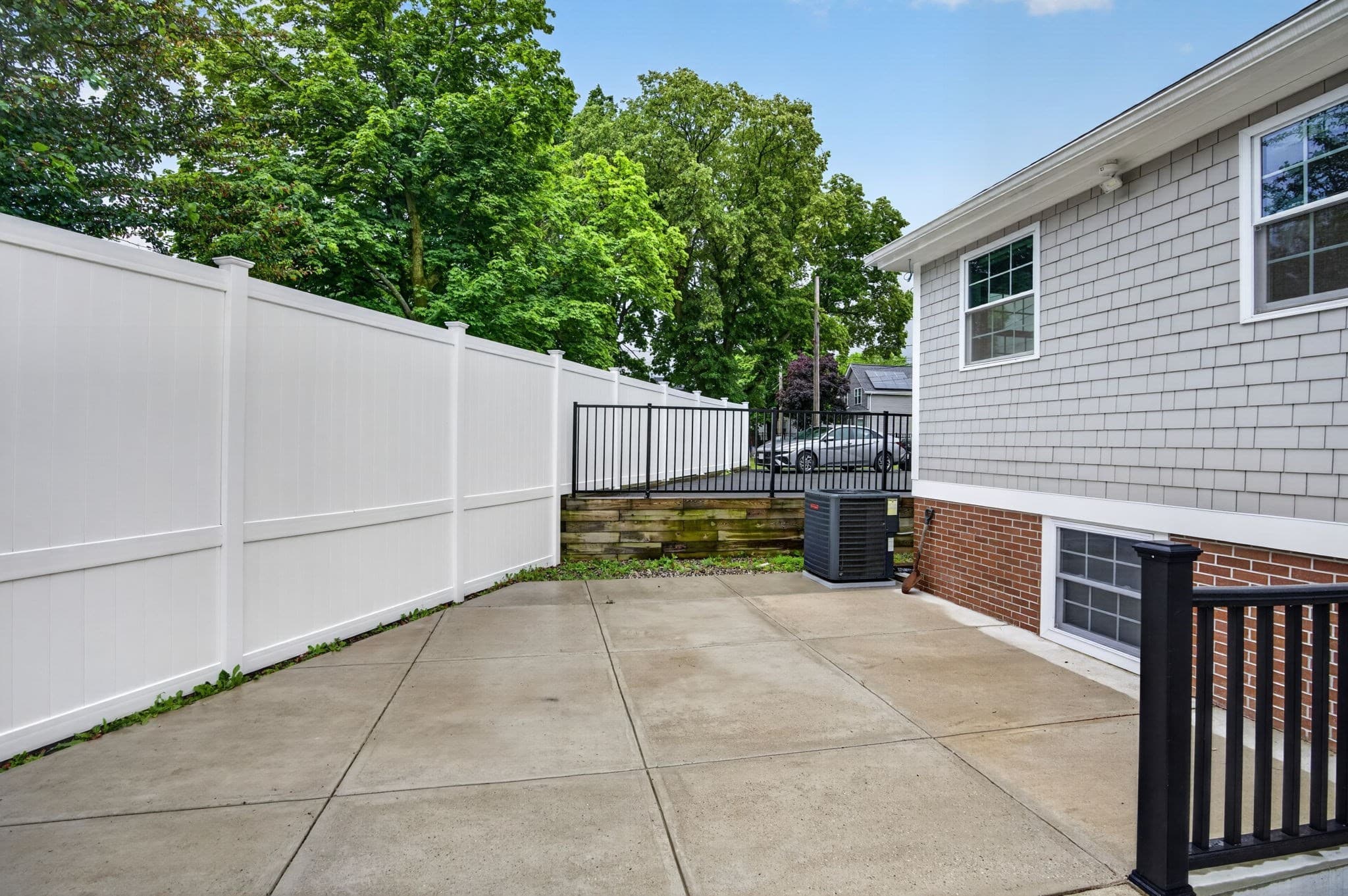 Single Family Residence at 165 Garfield Ave, Chelsea MA 02150, Chelsea, photo 33 of 35