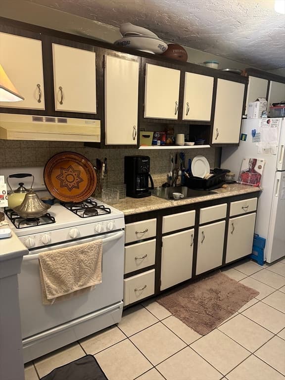 270 East Haverhill St. # 11, Lawrence MA 01841 photo 13