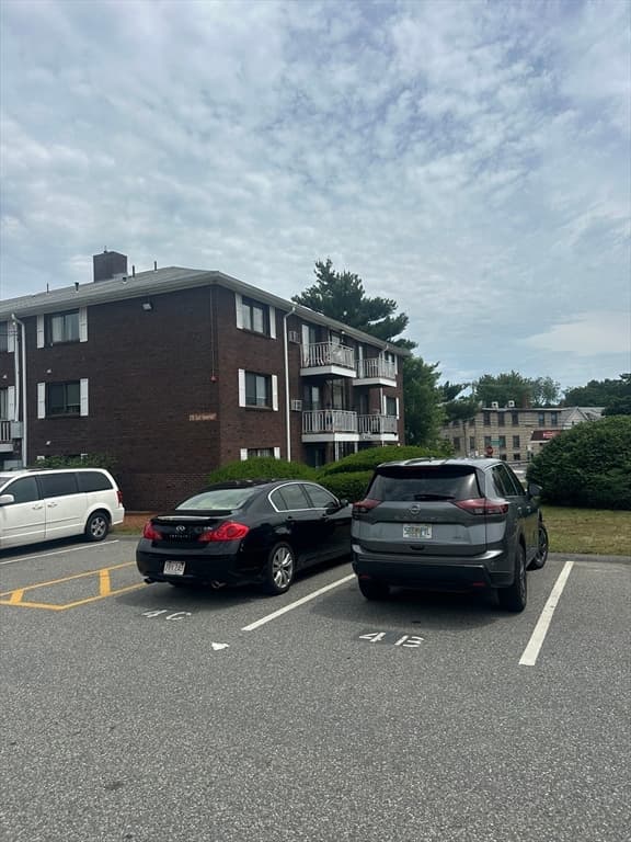 270 East Haverhill St. # 11, Lawrence MA 01841 photo 3