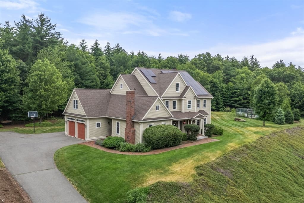 35 Houghton Ln, Boxborough MA 01719 photo 3