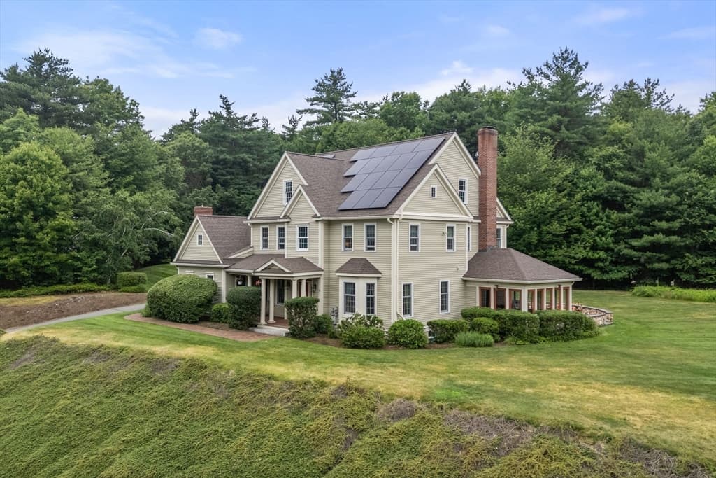 35 Houghton Ln, Boxborough MA 01719