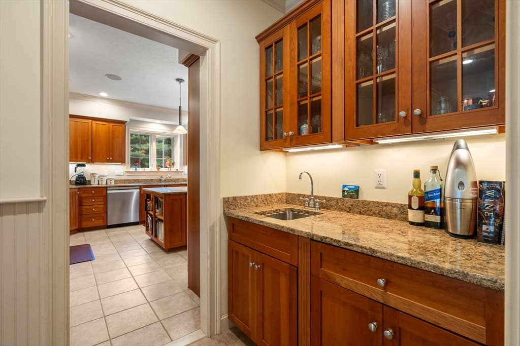 35 Houghton Ln, Boxborough MA 01719 photo 19