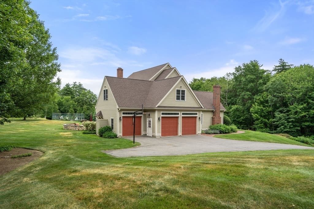 35 Houghton Ln, Boxborough MA 01719 photo 4