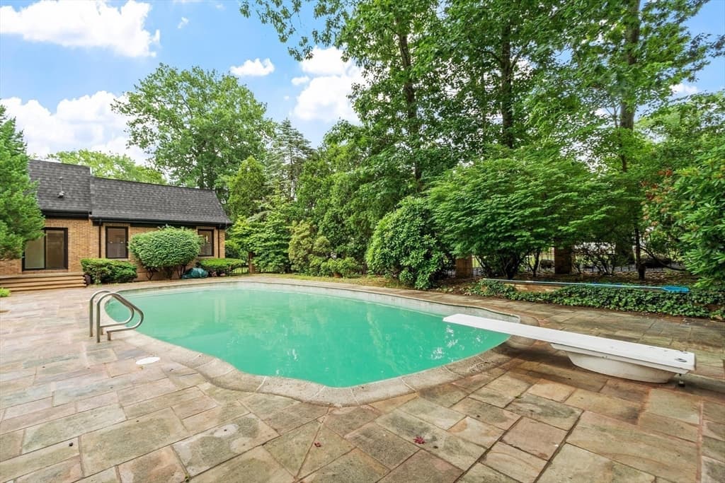 Single Family Residence at 21 Wildewood Dr, Lynnfield MA 01940, Lynnfield, photo 41 of 42