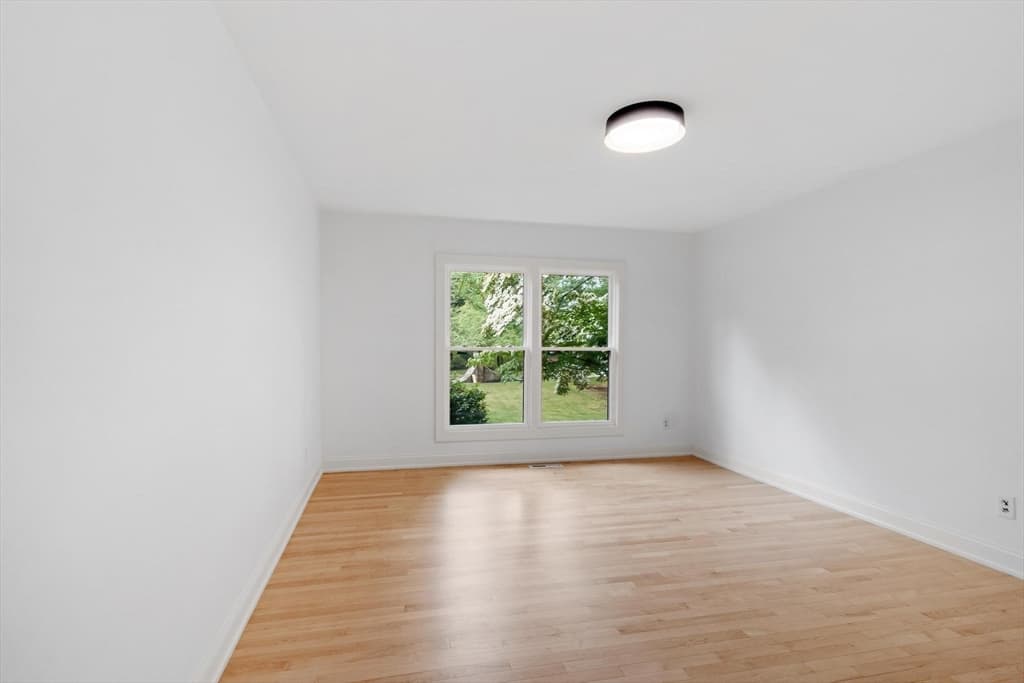Single Family Residence at 21 Wildewood Dr, Lynnfield MA 01940, Lynnfield, photo 25 of 42
