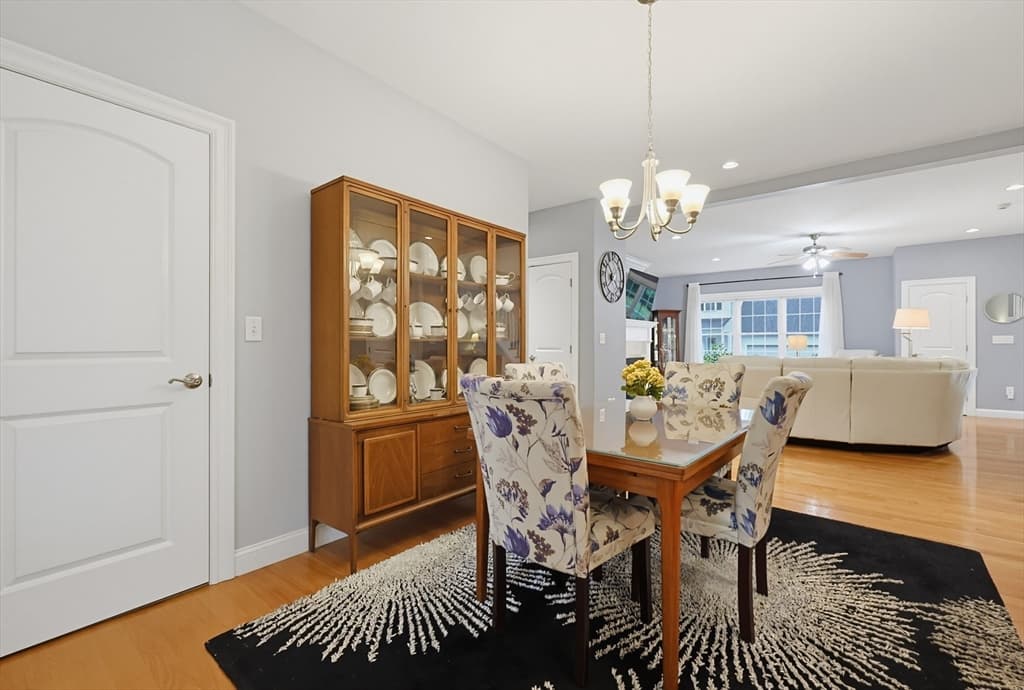 Condominium at 23 Williamsburg Way # 23, Medway MA 02053, Medway, photo 6 of 26