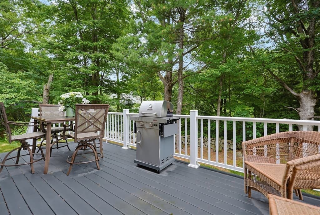 Condominium at 23 Williamsburg Way # 23, Medway MA 02053, Medway, photo 22 of 26