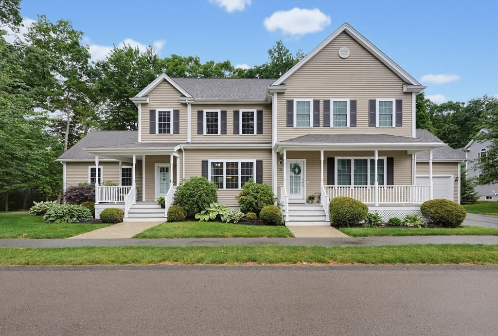 Condominium at 23 Williamsburg Way # 23, Medway MA 02053, Medway