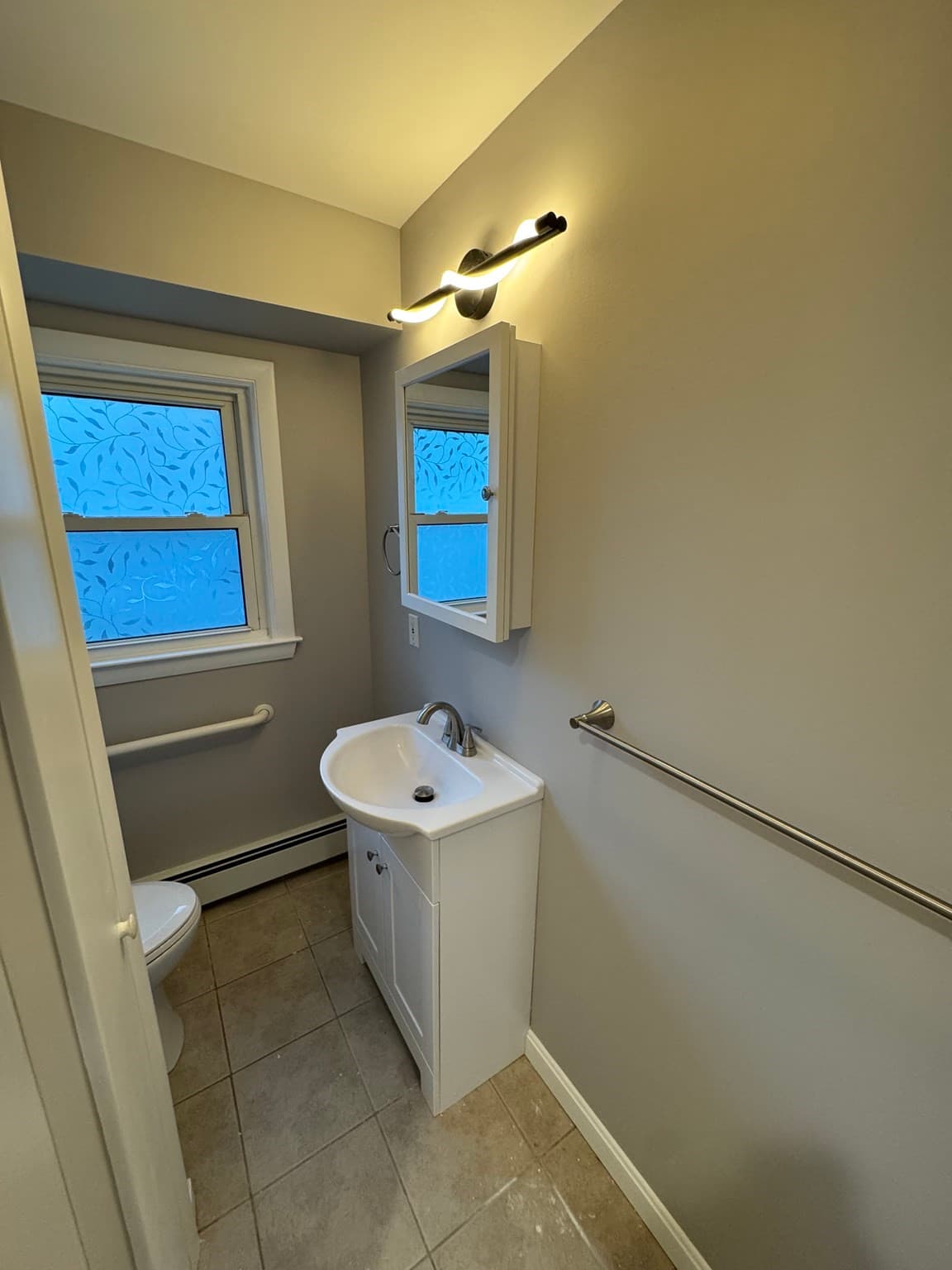 Single Family Residence at 18 Brimsmead St, Marlborough MA 01752, Marlborough, photo 13 of 28