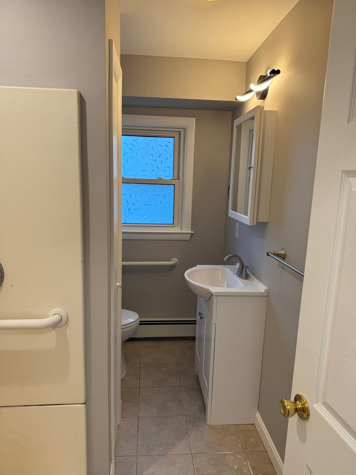 Single Family Residence at 18 Brimsmead St, Marlborough MA 01752, Marlborough, photo 12 of 28