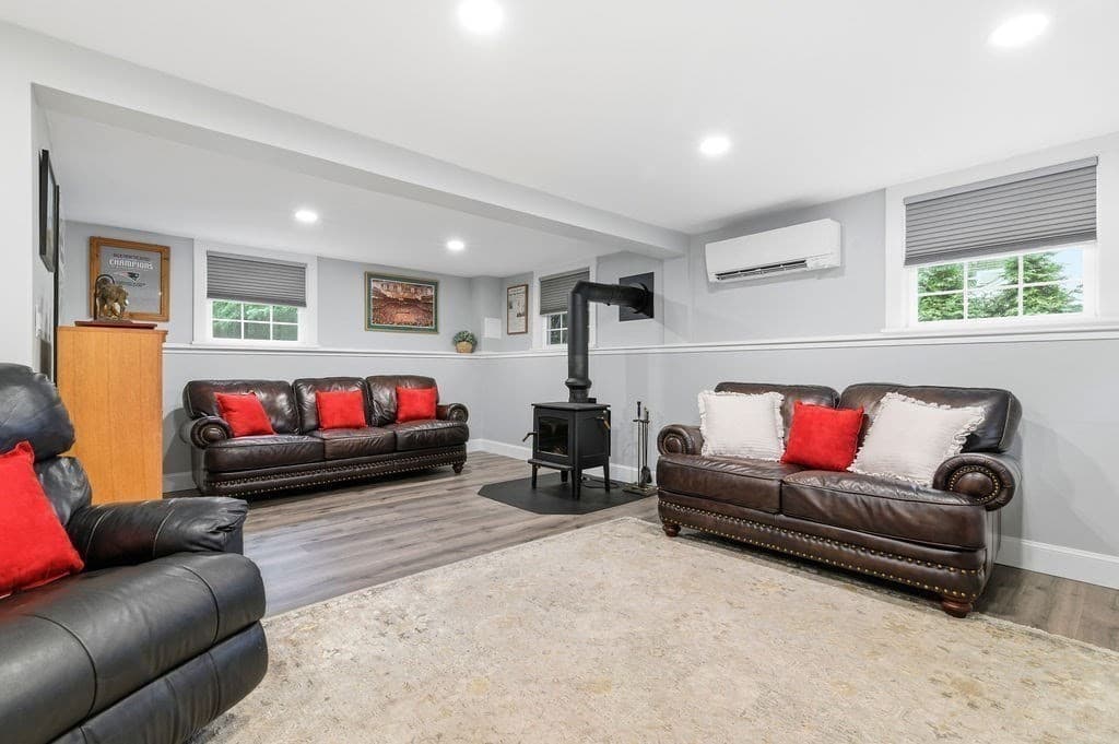 Single Family Residence at 254 Winter Street, Hanover MA 02339, photo 26 of 40
