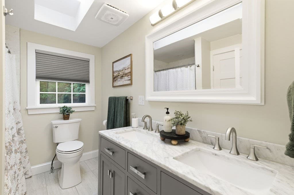 Single Family Residence at 254 Winter Street, Hanover MA 02339, photo 20 of 40