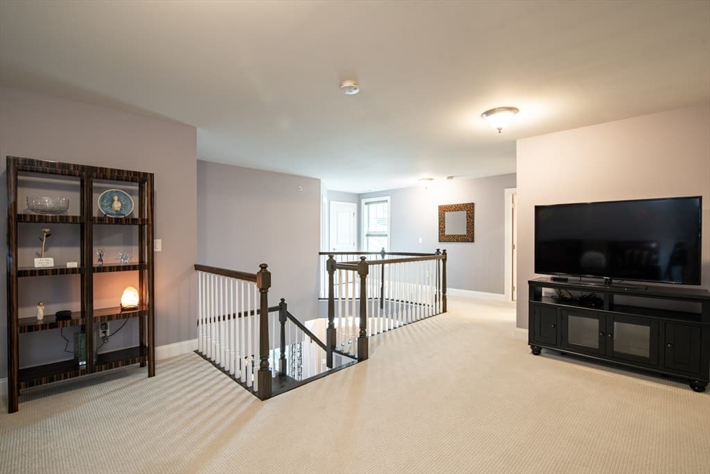 Condominium at 4 Plover Ln # 4, Methuen MA 01844, Methuen, photo 26 of 39