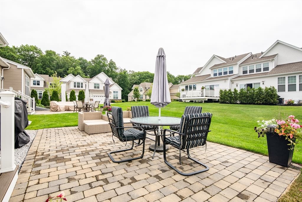Condominium at 4 Plover Ln # 4, Methuen MA 01844, Methuen, photo 36 of 39