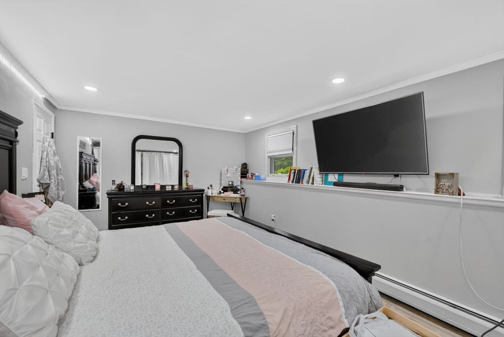 112 Bond Rd, Charlton MA 01507 photo 27