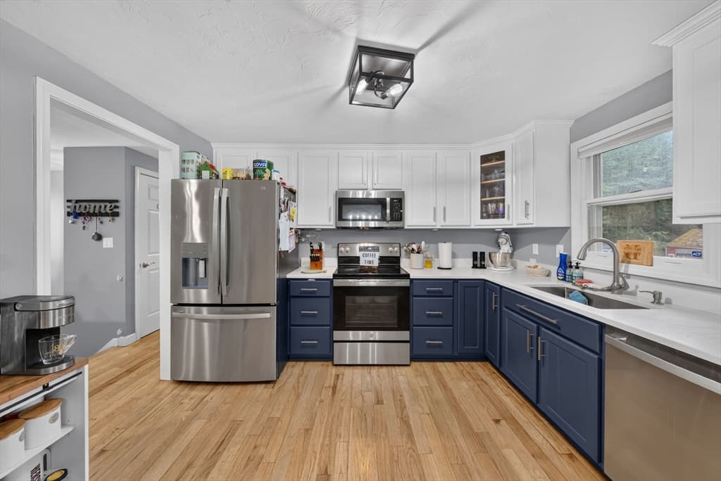 112 Bond Rd, Charlton MA 01507 photo 8