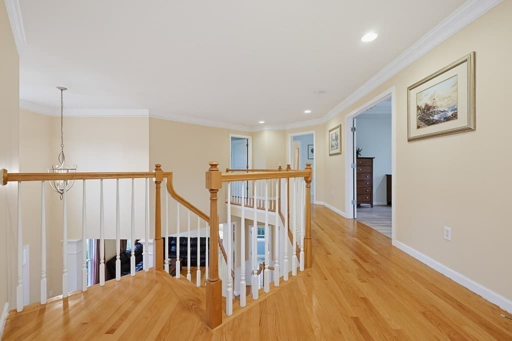 35 Howarth Dr, Upton MA 01568 photo 22