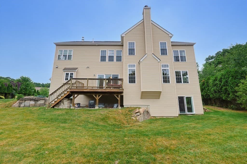 35 Howarth Dr, Upton MA 01568 photo 38