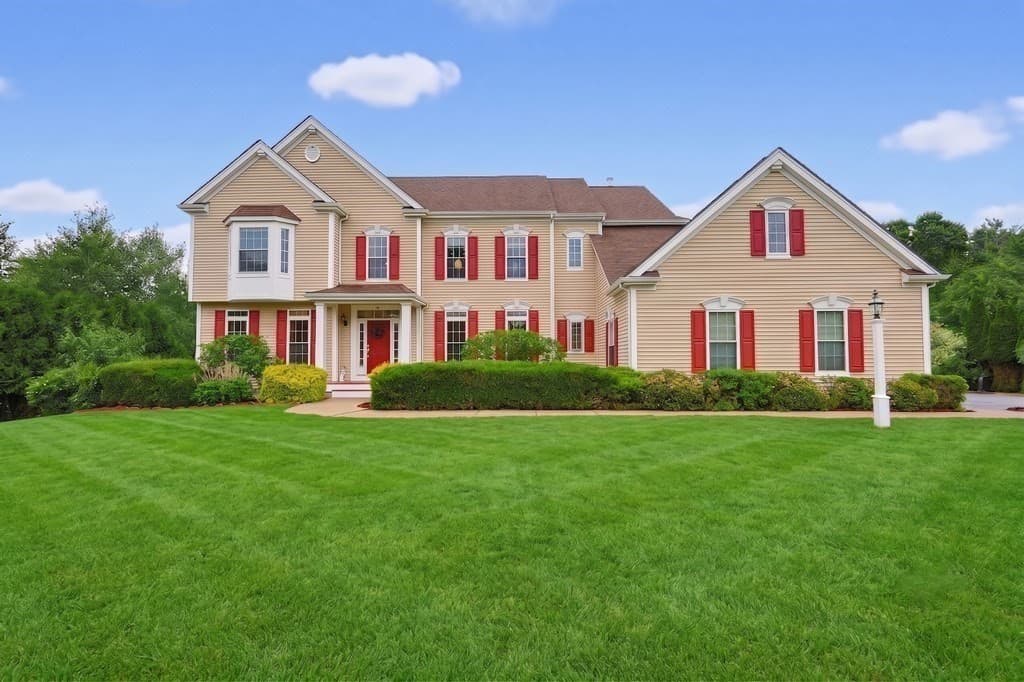 35 Howarth Dr, Upton MA 01568 photo 39