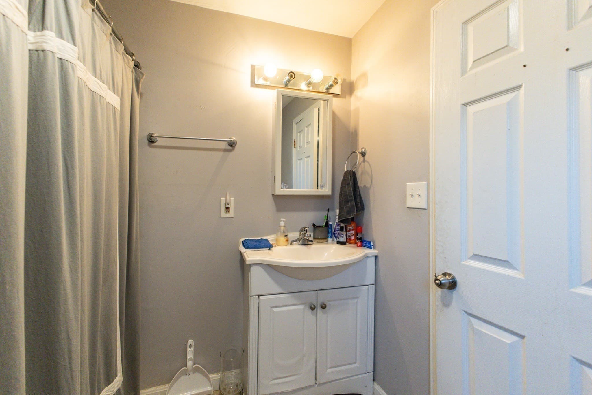 2 Family - 2 Units Up/Down at 261 Stone Street, Walpole MA 02081, photo 7 of 12