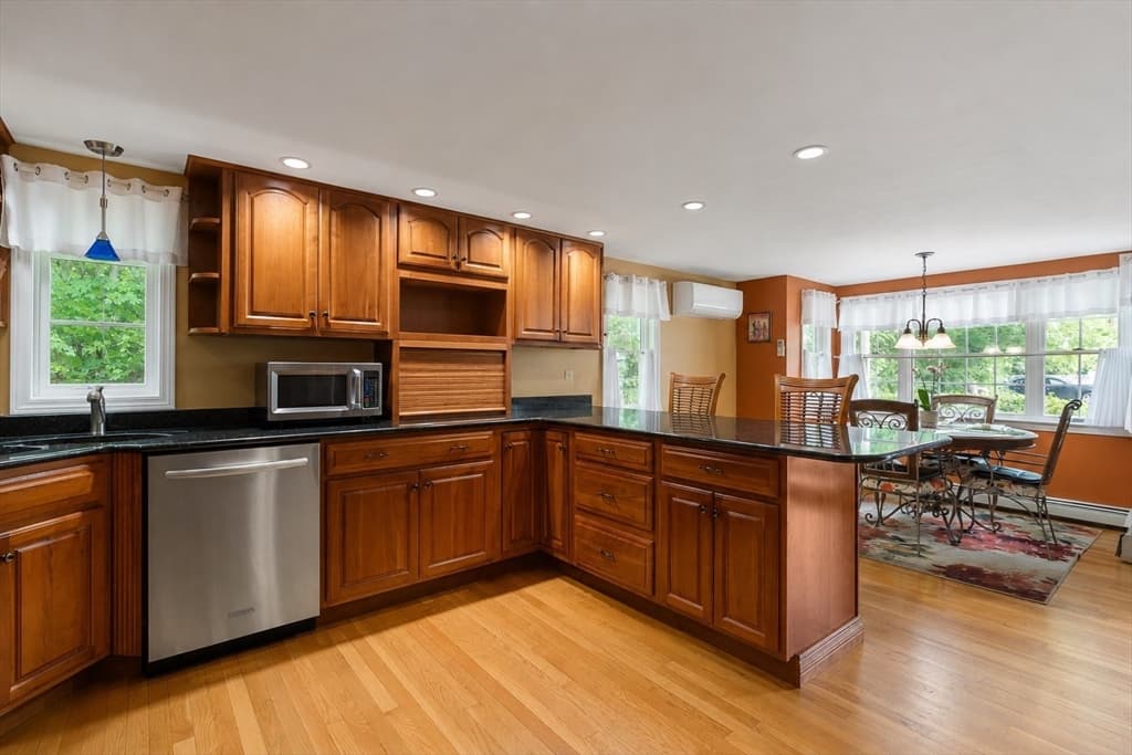 33 Russell Rd, Hanover MA 02339 photo 16