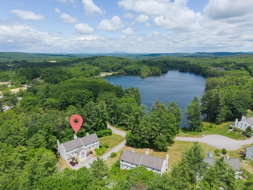 2 S Cove Rd # 2, Hubbardston MA 01452